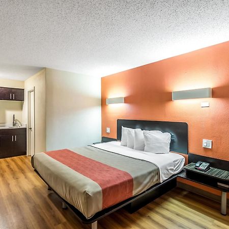 Motel 6 New Brunswick Exterior foto