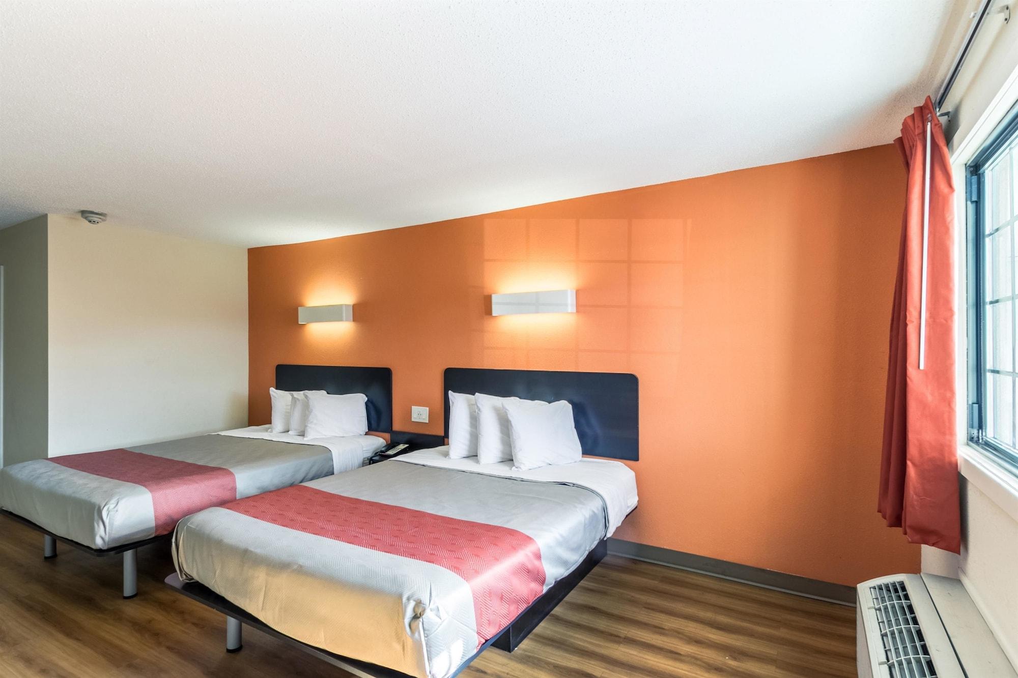 Motel 6 New Brunswick Exterior foto